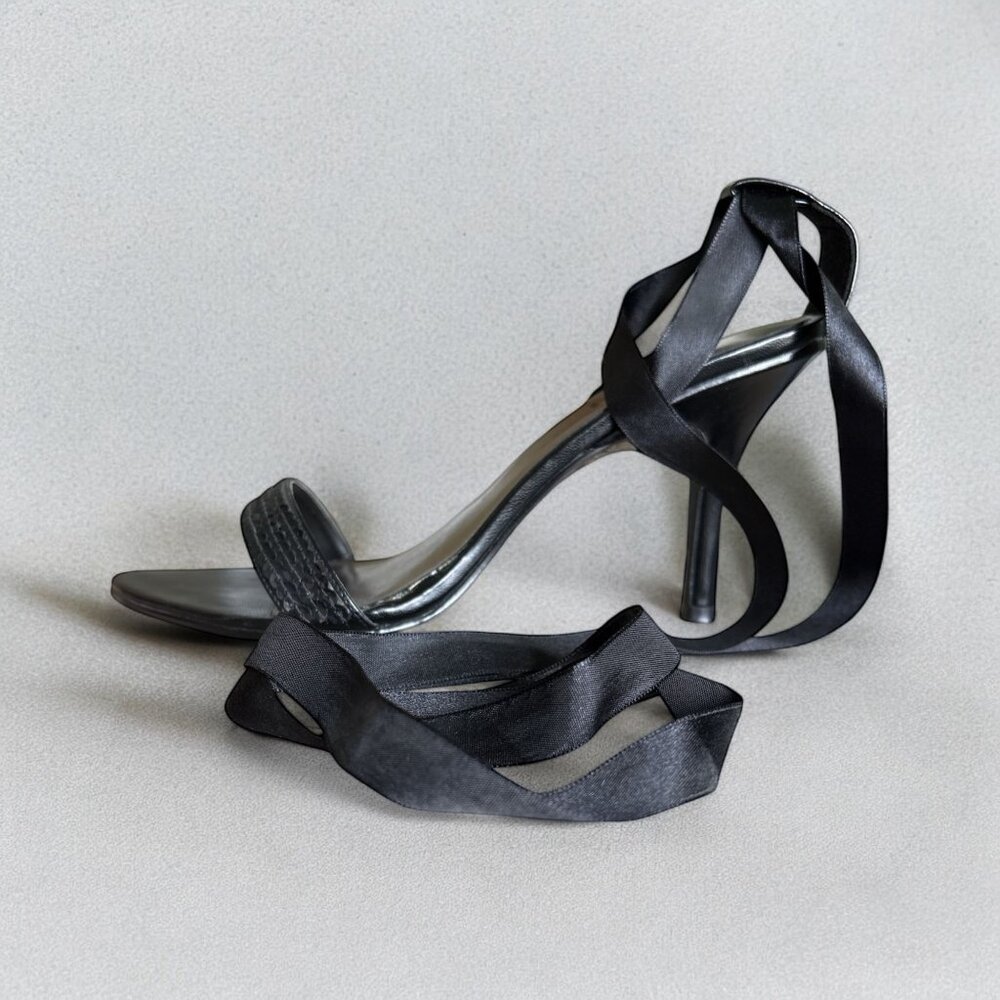 Strappy Heels Sz 10 Black Satin Wrap-Around Ties Unlisted Kenneth Cole Formal
